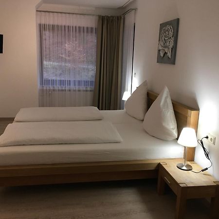 Hotel-Pension Zum Paradies Willingen  Ngoại thất bức ảnh