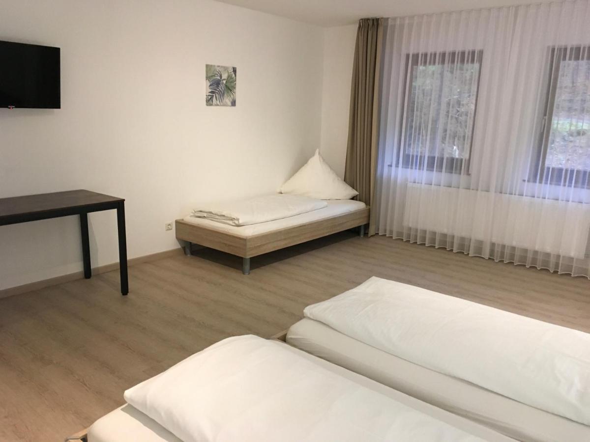 Hotel-Pension Zum Paradies Willingen  Ngoại thất bức ảnh